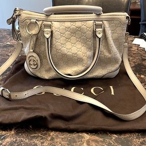 Gucci Sukey Top Handle Satchel in Guccissima Leather